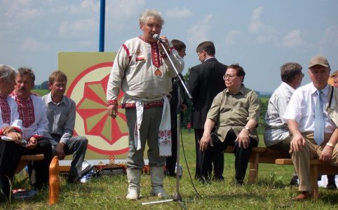 Anošoń Tumaj korty Atäń Ězemsě. Ěrzäń Raśkeń Ozks 2007 ie. Čukalo vele, Pokšignadbue. Foto: Ěrzäń žurnalist.